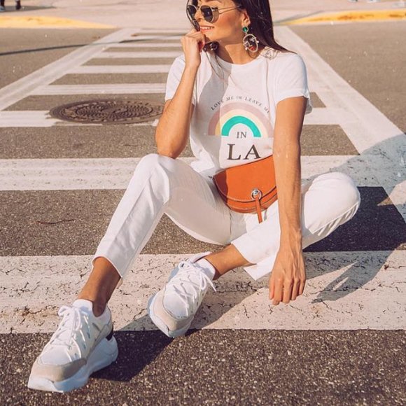 Wildfox Love Me or Leave Me No9 Tee Shirt Vanilla - Picture 1 of 4